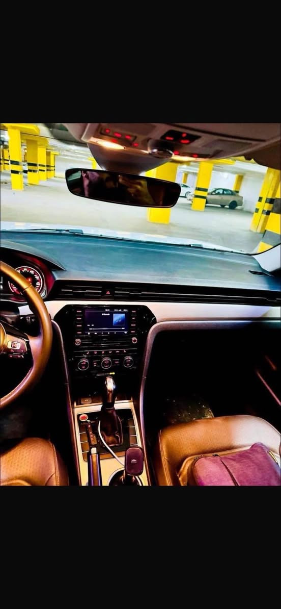 PASSAT 2022 SE 🚘
للبيع / فولكس واكن باسات SE 
موديـل/ 2022 دخول جديد مرقمة اربيل كاملة من الرقم والهزة والبراد 
الـضرر/ صبغ نصف جاملغ خلفي طرف سائق 
بدون ايرباك 

المحـرك / 4 سلندر 2.0 توربـو  

مواصفـات :
بصمة تشغيل مع ابواب 
كشنات جلد تدفئة 
ويل حجم 18 
رادار جانبي 
تشغيل عن البعد 
شاشة كبيرة 
داخل اسود 
كاميرا خلفية 
دخول ذكي 
لايت امامي LED 
بك لايت LED 
سلايت 
Car Play 

1VWSA7A35NC005978

▪️مكان السيارة كركوك

*********** كركوك, العراق
