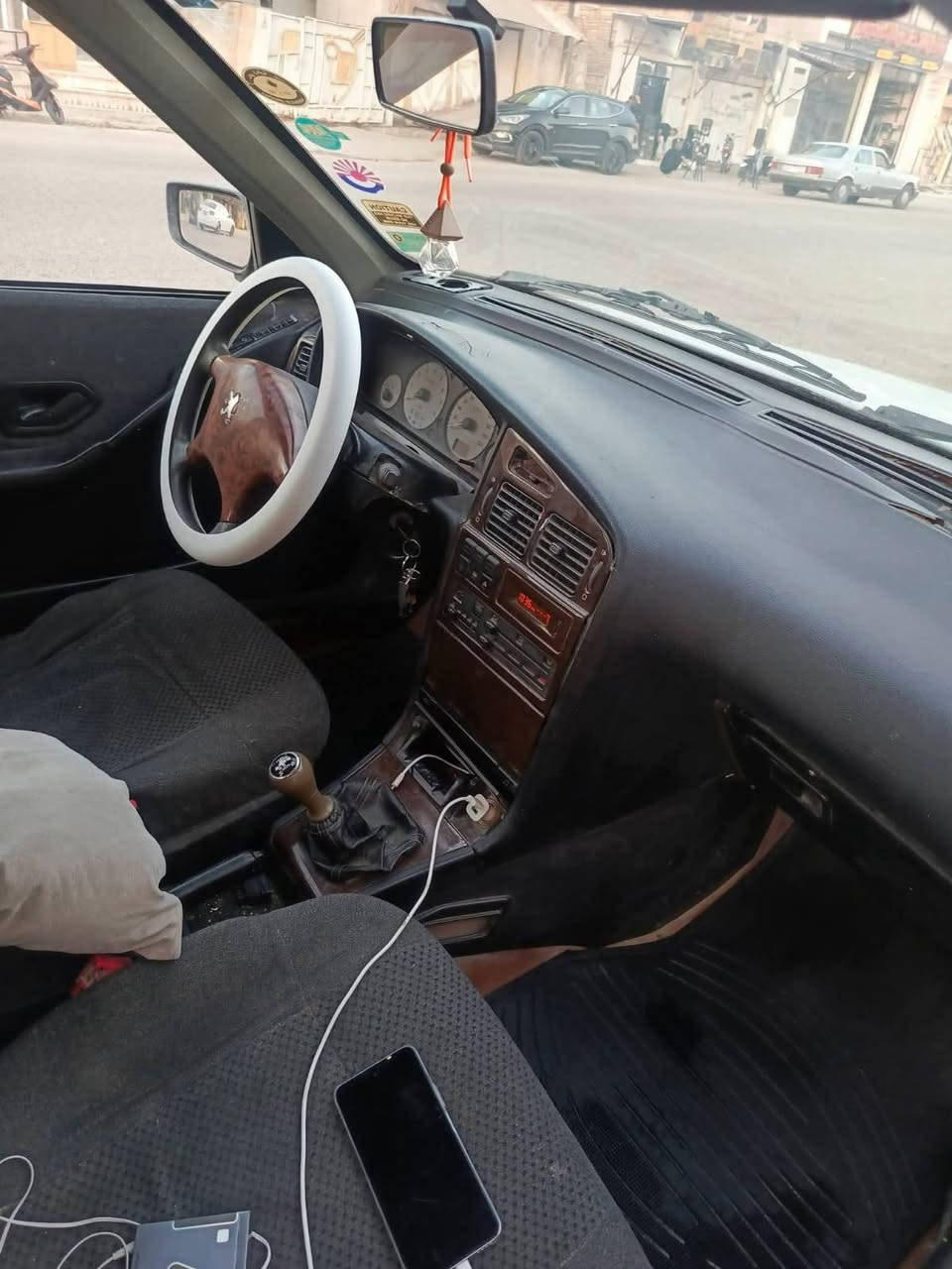 "مكلفة ب النشر" 
سلام عليكم سيارة بيجو موديل 11 سعر 30 وبيها مجال مكفول من ضربه كير ومكينه وتبريد مكفولات سنويه ل29 تحويل ثاني يوم سيارة مصبوغه اثر جراد فقط مو راي فدوة لا اتعبنا *********** عمارة, ميسان
