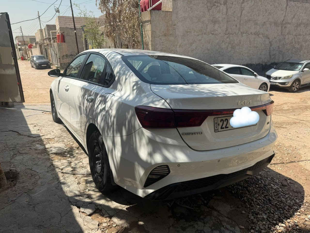 السلام عليكم كيا سيراتو خليجي موديل 22 رقم اربيل الجديد محرك 1600 كفاله عامه السياره كير مكينه حداده تخم تاير تبريد كلشي جاهز وجديد بيهه فقط بارد كلللللللش بسيط مكان واحد يوجد سونار بيها السعر 145 وبيه مجال كلش بسيط ***********
