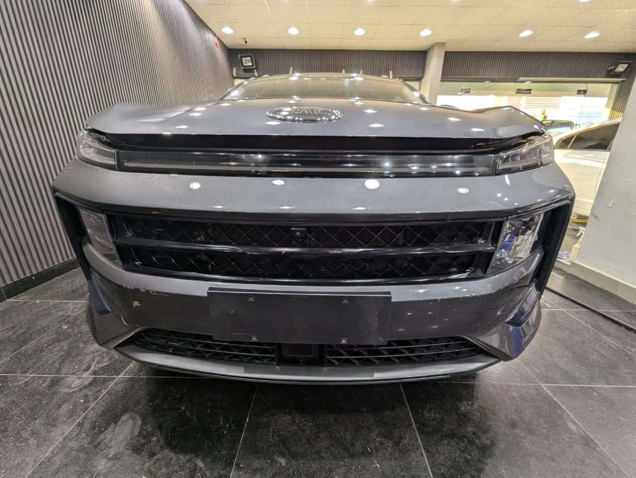 جاك JS6 خليجي فل اوبشن وكاله الأمارات
قطعه واحده صبغ الباب خلف السائق تجميلي بدون حادث 
بصمه بنوراما شاشه 5 كامرات ومواصفات اخرى 
الموقع / البصره 
التواصل / ***********.  /***********
وات ساب
السعر / 130 وفيها مجال
