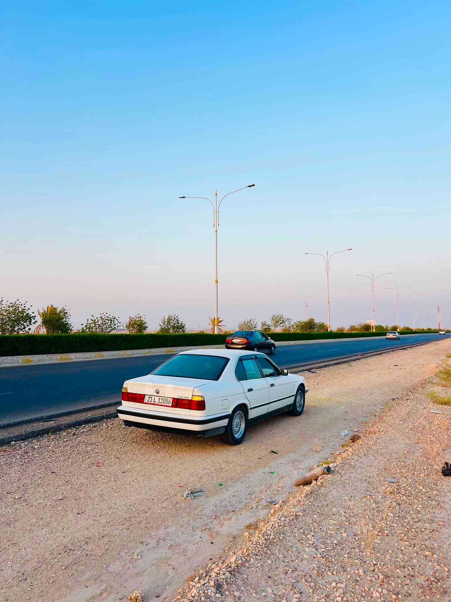 بي ام دبليو ٥٢٠ • ١٩٨٩ • رقم سليمانية