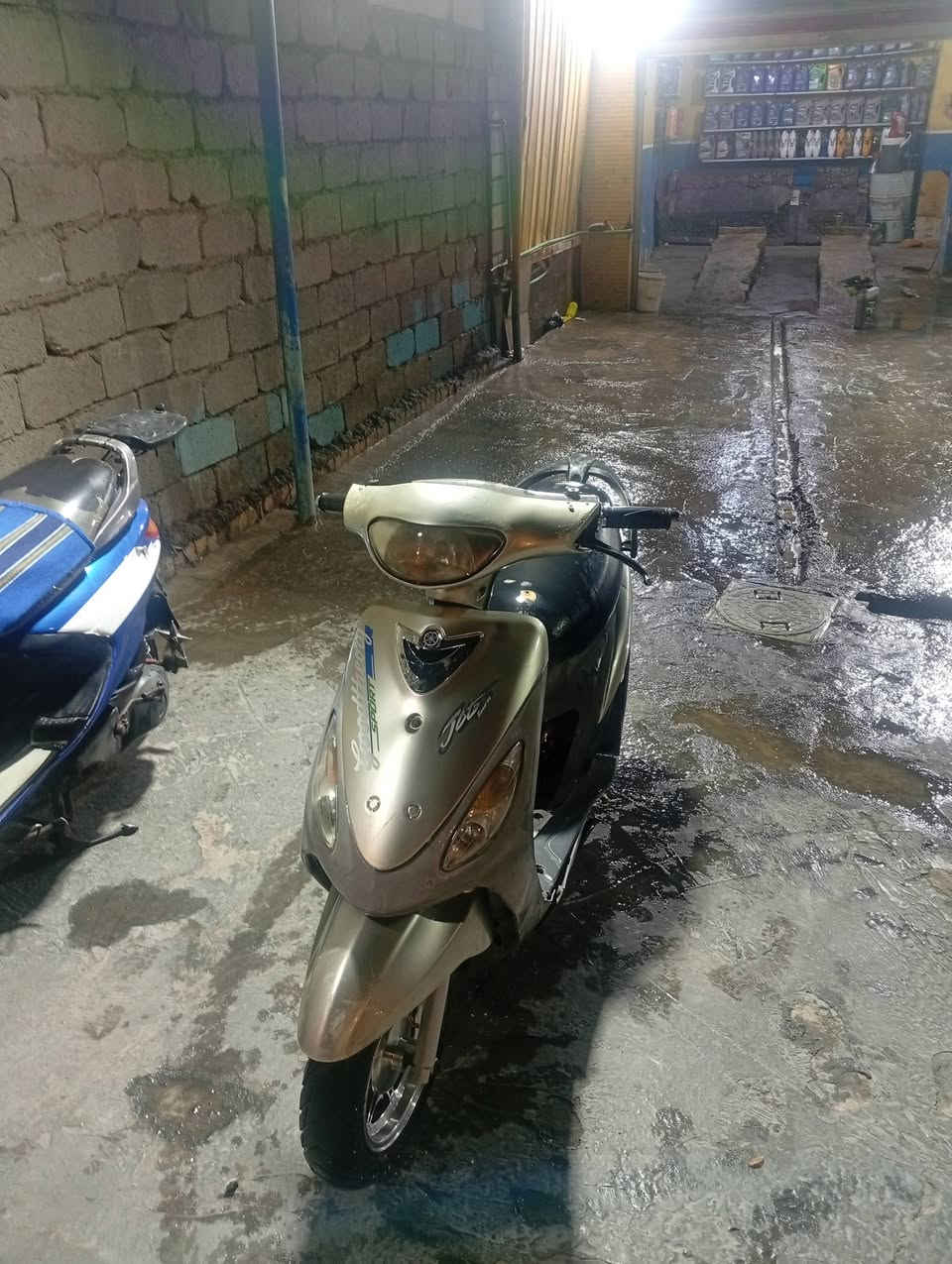 ماكس منغولي لبيع دراجه وكاله مفتوحه مره وحده ولفات نكره سلف صالصنه رياضي شيال رياضي ويل كدام رياضي دراجه ما عايزه شي السعر450وبيها مجال مرواس بربعه كير اسكنر هم ارواس الرقم *********** مكان النجف كوفه
