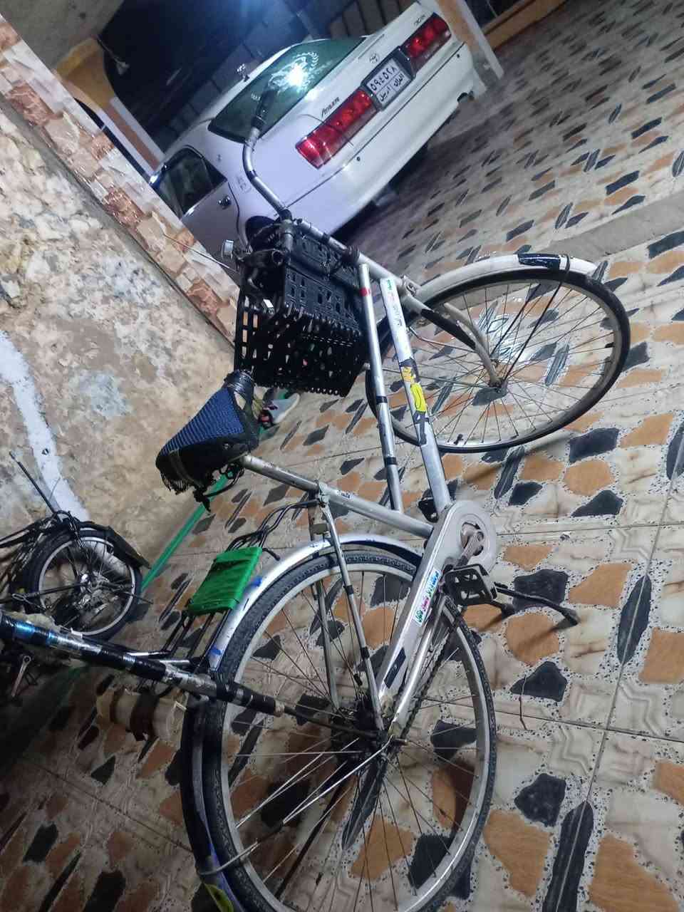 سلام عليكم بأي شكل للبيع واحد ٠٣ رقم وساب ***********
