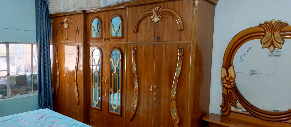 غرفة نوم تسكام للبيع. كنتور 6 ابواب. كامله اضرار بسيطة العنوان كوت. الزهراء. السعر 900.000 وبيهه مجال للشراي. ***********.فقط واتساب.

