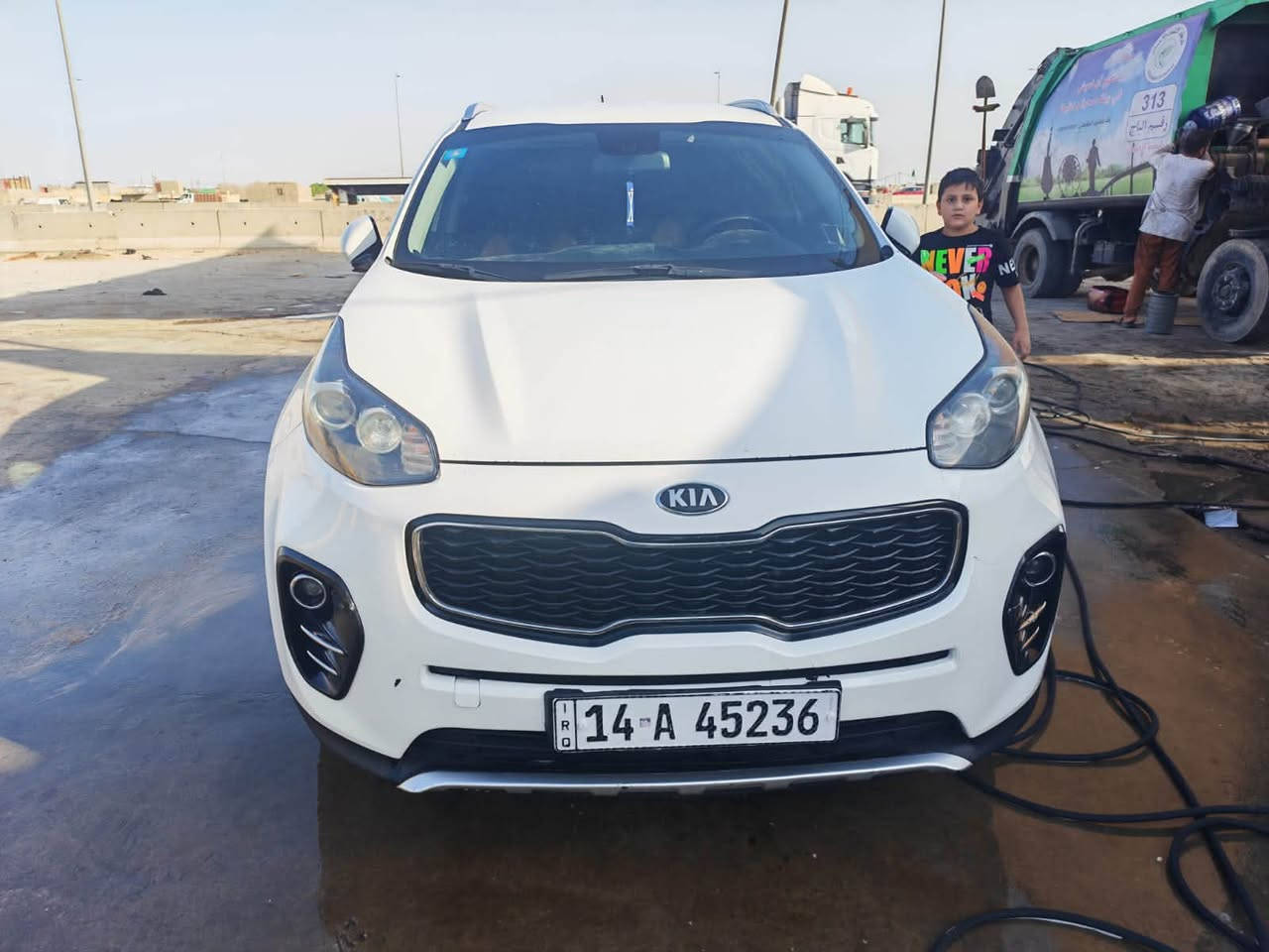السلا عليكم
كيا سبورتج 2018 وارد كوري 

كفاله عامه ما عدا الدعاميه الاماميه تبديل

فول مواصفات ما عدا الفتحه 

السياره كاز 

مكاني البصره للبيع او مراوس 

السعر 135$

***********

