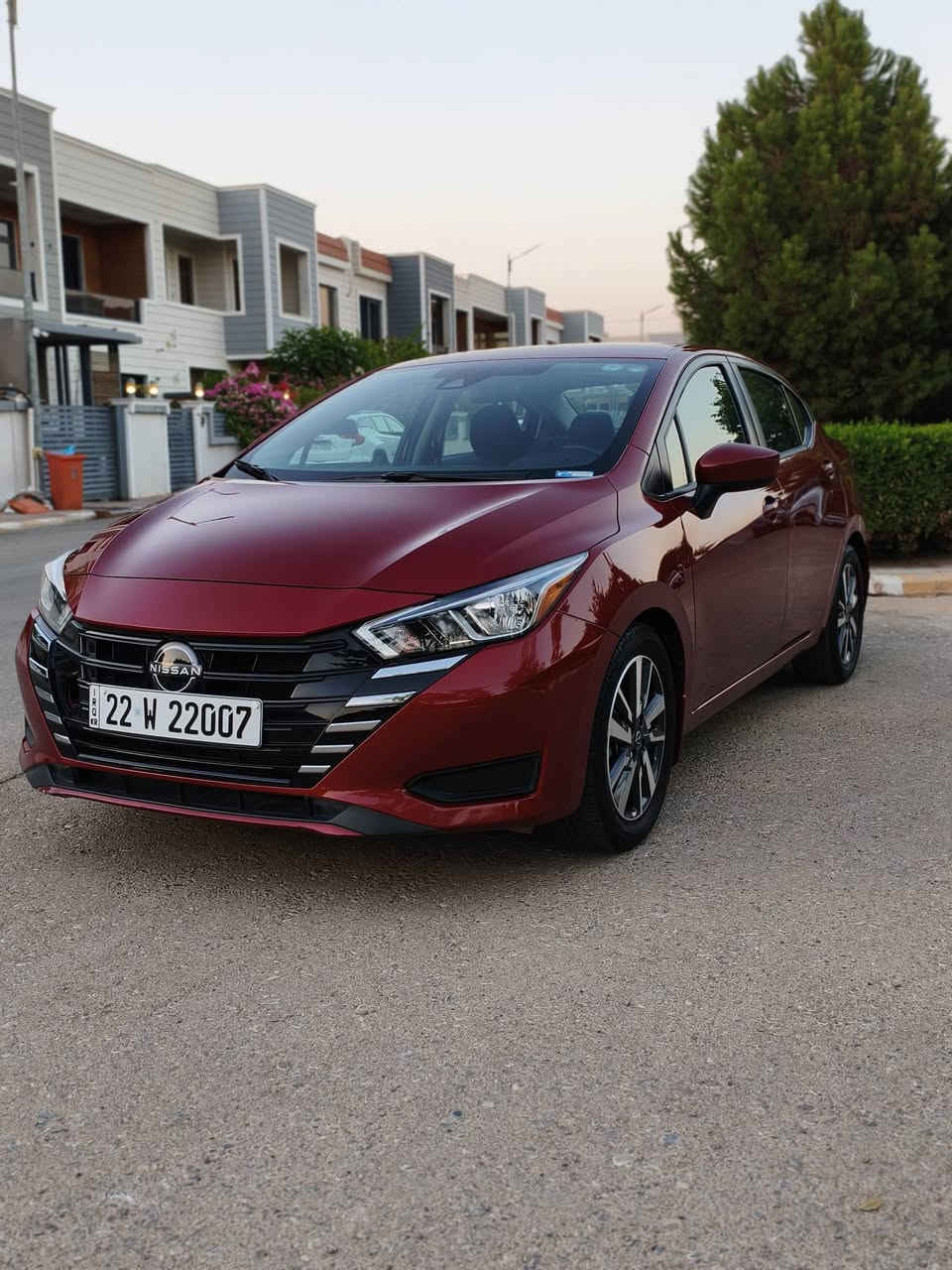 السلام عليكم
فيرسا 2023 SV ، ماشيه 20 الف ميل
حادث خفيف جاملغ مبدل بلاد وشويه بالباب اكو صبغ 
بصمة ، داخل كشنات ودشبول لونين ، رادار امامي و خلفي و جانبي ، شحن لاسلكي ، توقف ذاتي ، تحكم جهتين ، شاشة اعطال ، تحديد مسار ، نقاط عمياء 
حجر صالنصة بلادي ، تمشي عالبانزين العادي
السيارة مرقم اربيل هزة وسنوية جديد
صور الحادث والسونار موجود بالمنشور
السعر 128 وبي مجال 
مكان السياره : ديالى - خانقين 
***********
