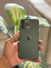 آيفون ١٣ برو ماكس • بطارية ٨٤٪ • ضمان باقي