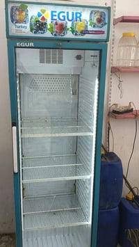 براد • عامودي • نضيف