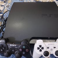 بلي 3 سلم ياباني مهكر ذاكرته 320 كيگا كامل ملحقاته ومع جوستكات ثنين ال...