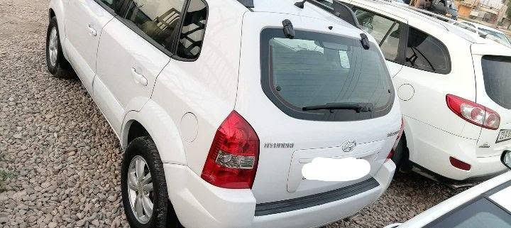 توسان ٢٠٠٩ • وارد امريكا • محرك ٢٠٠٠