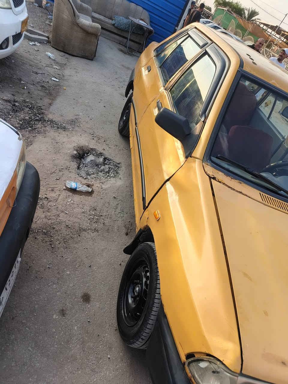 سايبه ١١ نفخ ميكنه مكفوله كير رابع يفلت حداديه نص عمر شواصي زينات عليها ٦٠ هيئه و٢٠٠ غرامه ع لمشتري ١٢ وبيها مجال قليل جدا ***********
