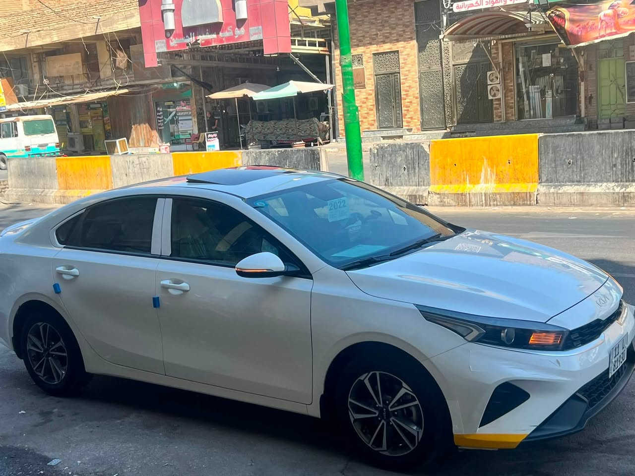 السلام عليكم
للبيع فقط سيراتو 22خليجي كفاله فقط بارد جدا بصيط بالباب الورا 

رقم بغداد نكليزي بسمي مداور ثاني يوم 

فول مواصفات 

فتحه 

دواخل لونين 

شاشه كامره اصليه 

حساسات 

سويح عدد ٢

تبريدقطعتين ثلج ❄️

مكينه ١٦٠٠ دوش كير مكينه ع شرط 

والسياره كذالك هم ع شرط 

ستخدام جدا قليل ماشيه ٥٨ الف 

سبير شركه منازل متلوكات شركه 

سياره جديده كلش وعل وضع الشركه 

حداديه باتري جديد تخم تاير

السعر ١٦٥

وبي مجال الشراي يتصل *********** 

اخوان لحد يراسلني ماسنجر ماعندي اتصال ع رقم فقط فقط 

مكاني السماوه
