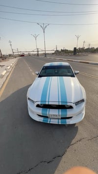 فورد موستنك مديل 2010محدث2014تبريد كهربائيات كله شغال كير و محرك مكفول...