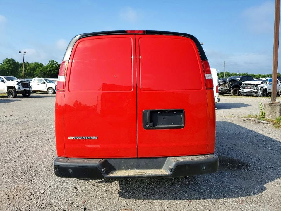 2025 CHEVROLET EXPRESS DELIVERY VAN
السعر بيع مباشر من المزاد   :   49 $
تاريخ المزاد  :  2026/9/23
الحادث  :  موضح بالصور
حالة السيارة  :السيارة تعمل و تسير
 ((  مكان السيارة في امريكا   ))
بإمكان ادخال السيارة على كتاب شهداء
((  يكون حساب الجمارك و الضريبة على مبلغ الفاتورة للسيارة  ))
مدة النقل من امريكا الى العراق 60   يوم  (( يتعهد المكتب بفترة النقل ))
للشراء الحضور الى المكتب في العنوان المذكر بالأسفل مع جلب عربون 
مكتب همام كريدي لمزادات السيارات  
شراء و نقل السيارات من امريكا للعراق
العنوان  /  بابل - حله - شارع الجمعية
اهلا وسهلا بيكم من الساعة ٣ الى الساعة ١٠ مساءاً
***********
واتس اب
https://wa.me/message/BEZOHX2I6NQDD1
 
 
#مزاد #كوبارت #iaai #وارد #امريكي #عقبة #ميناء #بيع #شراء  #استيراد #نقل #الحره #تخليص #تعقيب #كيا #هونداي #الزرقاء #الاردن #بلسايد #تولورايد #النترا

نص مكتوب في الصور:
- 78715166
- 60151166