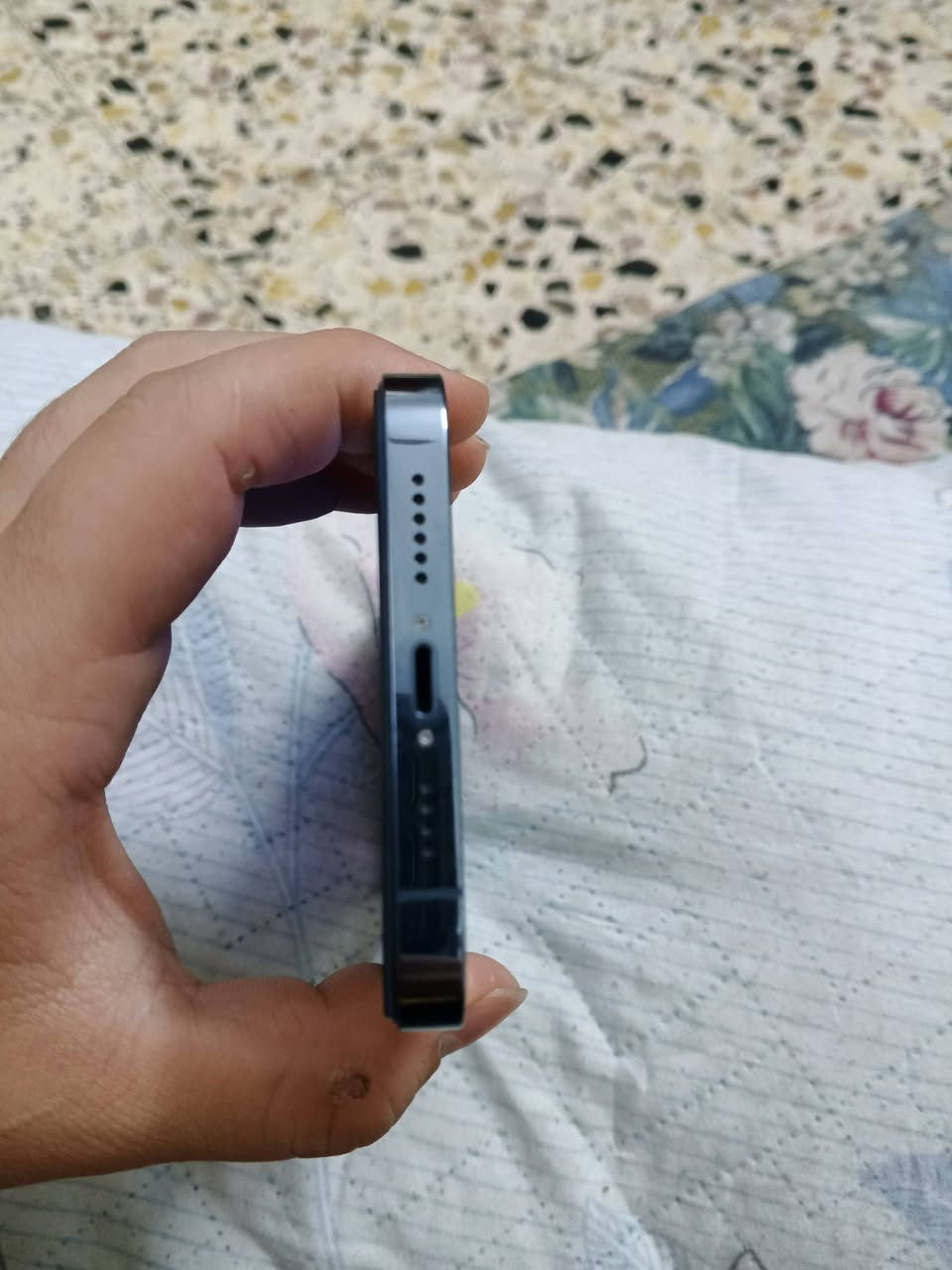سلام عليكم 
للبيع جهاز ايفون 13 pro max 
الجهاز مكفول حاسبه نورمال تك سيم 128 امريكي 
بطاريه 84 مامرفعه ولا مبدله
النظافه 98 
السعر 650 الف قفل جماعة ال600 ما ابيعك
مكاني موصل
الراغب بل شراء يتصل على الرقم و بي واتساب ماجاوب خاص مكلف بل نشر الرقم
***********
