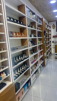 محل عطور • ١٢م • الشموخ السايدين