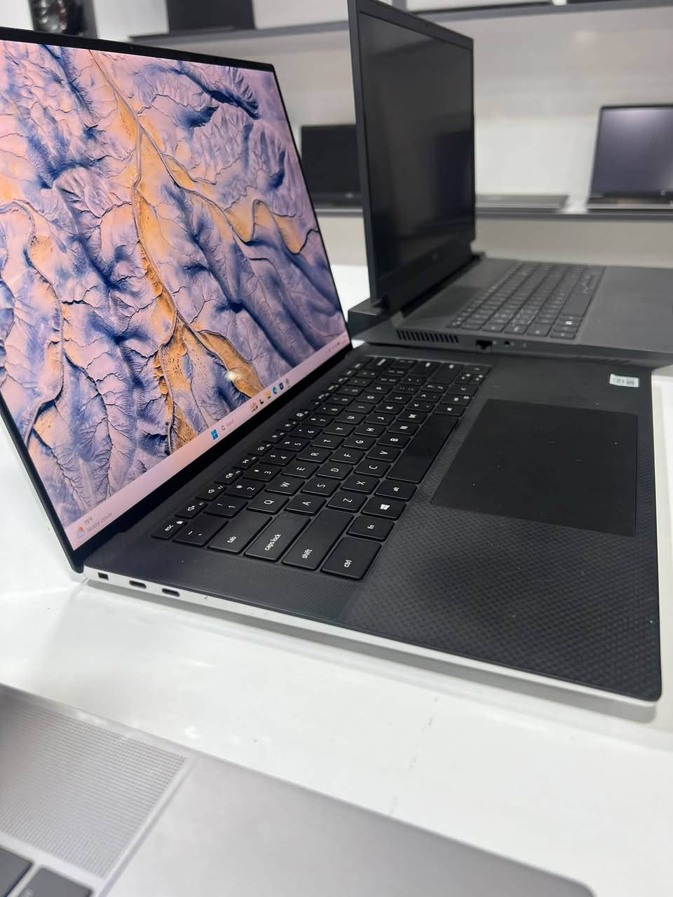 ديل XPS • i7-10750H • GTX 1650 Ti