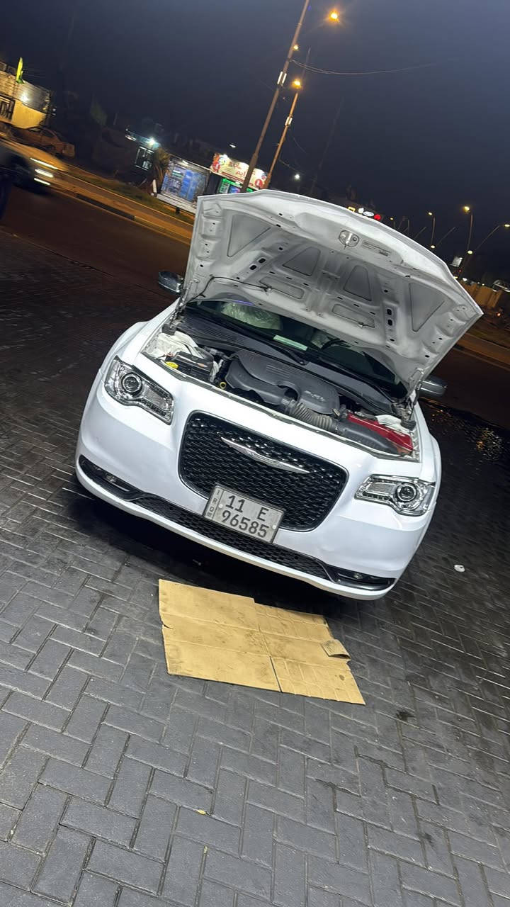 اوبامه مديل18مرمز20معامله كامله
محرك 3600
مكينه كير كفاله 
خزن ميموري  
كشنات تدفه تبريد
دواخل بيجي 
ويل مكسيكي اصلي تخم تاير حداديه
فول مواصفات عده لفتحه
حادثه فقط حافه لبنيد 
سياره حلوه جويده ما مشتغله خط
بسمي تحويل ثاني يوم 
مراوس بكوري ترهم
مكاني بصره حي شرطه قرب معارض 
رجان مو شراي لا يراسل ويتعبني
سعر195
***********
