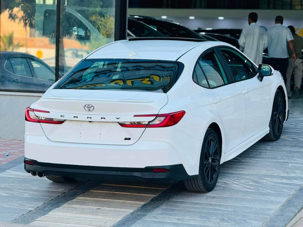 🚗 للبيع فقط – بدون مراوس
تويوتا كامري 2025 وارد أمريكي – Hybrid
فئة SE Plus
✅ رادارات
✅ بصمة تشغيل + دخول ذكي (2 بصمة بلادي)
✅ فتحة سقف (سلايد)
✅ مقاعد جلد
✅ شحن لاسلكي
✅ 3 أنظمة قيادة
✅ هندبريك أوتو
✅ تبريد مقعدين
✅ وباقي المواصفات المعروفة لفئة SE Plus
📍 الممشى: 11 ميل فقط
🔹 السيارة بجم كبس، بدون إيرباك.
🔹 بيها تبديل الصندوق الخلفي فقط، بدون دواخل، والباقي مكفول..
🔹 سيارة نظيفة جداً ومال جناي.
🚫 بدون رقم
📍 تترقم شمالي فقط سعره ٢٧٥ مجال بسيط للشراي مكان ديالى - خانقين - معرض الحاج اركان ويس رجاءا اذا شفته غاليه اترك المنشور رحمه الله والديك
📞 للاستفسار: ***********
