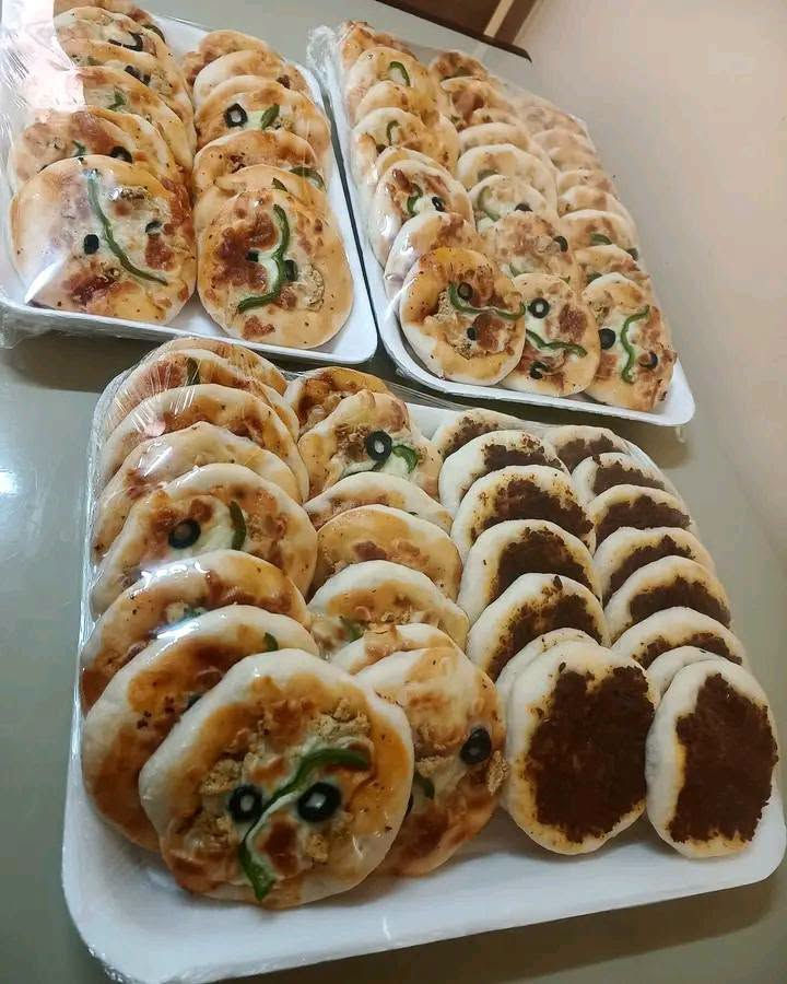 عرض جديد ١٠٠  قطعه  ب٤٠الف 
تشمل
٢٠ كبة جريش
٢٠كبة حلب 
٢٠ قطعه بورك
٢٠ قطعه كباب عروك
٢٠ قطعه مشكل ميني بيتزا وميني لحم بعجين
للحجز  واتساب ***********اومراسلة الصفحه حبايبي
