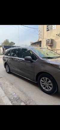 سينا XLE • هايبرد ٢٥٠٠ • ٣٠٠٠٠ ميل