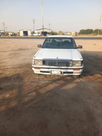 البيع سيدان موديل 91 مكينه فيفيتي حلو وكير بس بك ما يرجع مداور ثاني يو...