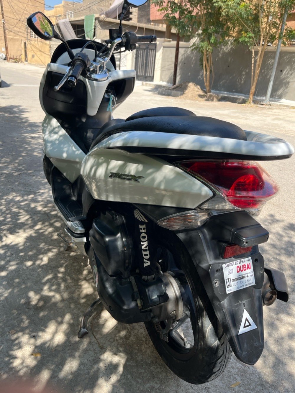 pcx جيل اول 
محرك ١٢٥
مكفوله مناقصها اي شي 
محرك ممفتوح