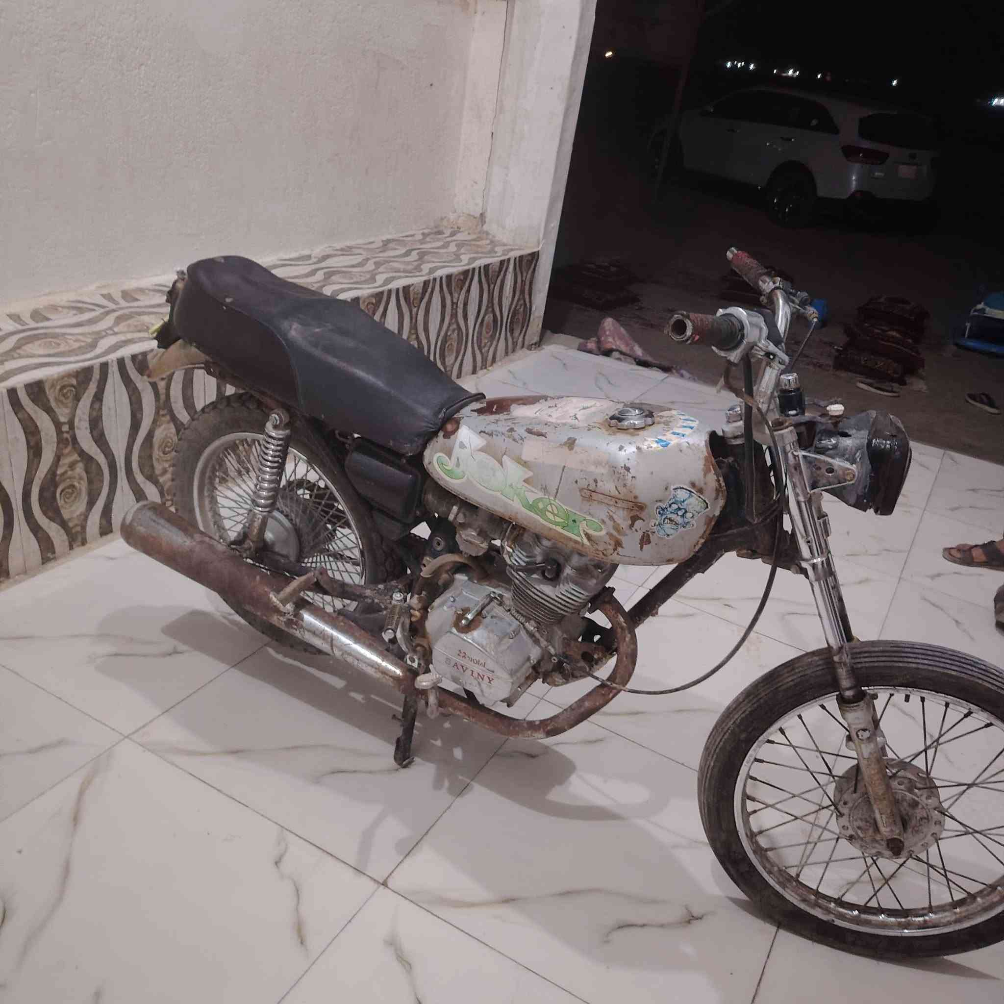 سلام عليكم دراجه للبيع سعر 225 وبيها مجال للشراي كلك كلك كلك كلك اسويلك مكاتبه ‏‪***********‬‏
