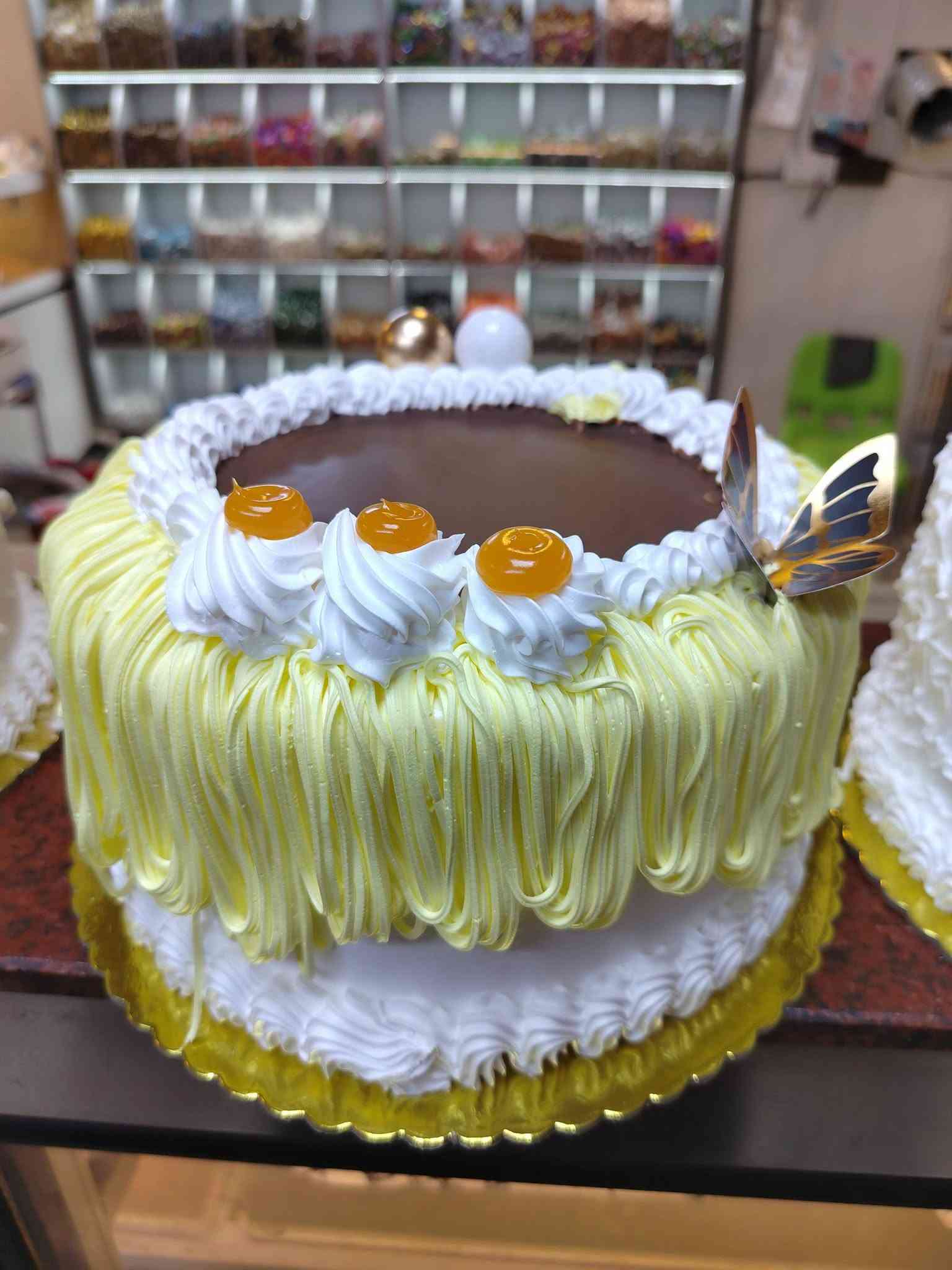 كيك عيد ميلاد • محشي نوتيلا • فستق حلبي