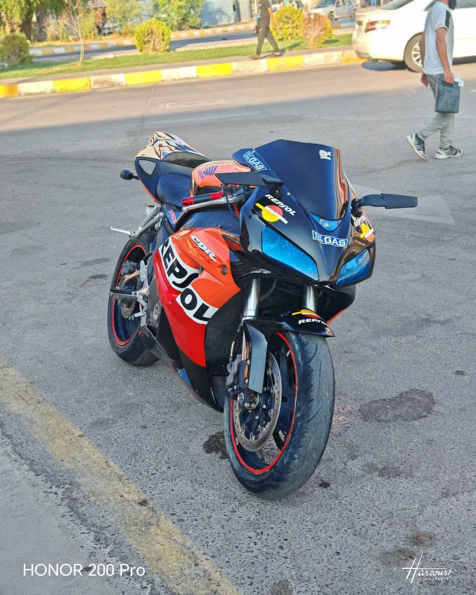 السلام عليكم

هوندا RR1000

مكفوله كفاله عامه

1234 بطناش شلع صاروخ

بدون اي نقص

حماوه ثابته 85c

دهن أصلي مي اصلي

وياه زوج تايرات جدد

وياه تخم كفرتات جدد احمر

ويها ستاند اصلي

ويها جادر اصلي

السعر 25 من اخير بيع نقد فقط

*********** صلاح الدين تكريت

