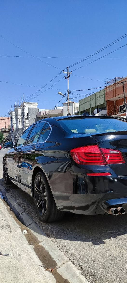 بيع او مراوس حسب القناعة
BMW F10 -2010
530i
محرك N52B30
گير ZF8HP ثمن نمر 
بي مكانين بارد وصندوق جارد
وشبر مامصلح باب سايق مشتريلة باب بعدني ماشادة 
يحتاج برمجة محرك وگير ومشط وشاشة دعاميات M امامي خلفي 
داخل اوف وايت كامرات 360°
حساسات امامي خلفي 
اوتو هولد تبريد قطعتين 
كشنات تدفئة
لايتات جدد زينون بلاد بس الايتات اخذتهن ب 700$
رقم سليمانية القديم تحويل مباشر وكالة باسمي
مكان كركوك ***********
سعر 135$
بي شغل برمجة شوية وتصفير كركوك, العراق
