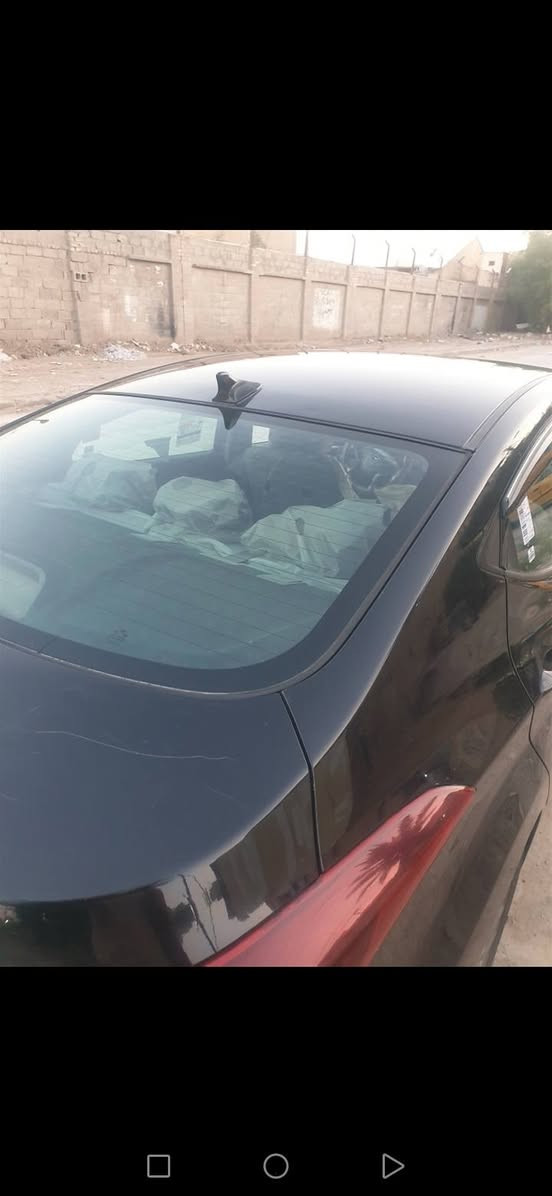 النترا موديل 2015 طير محرك خير من الله صدر تبريد دواخل تايرات بحالة جيدة شاشة وتحكمات ستيرن والارضية مغلفة سنوية نافذة وباسمي والتحويل مباشر رقم بغداد  السعر 92 ورقة هاتف 
***********
