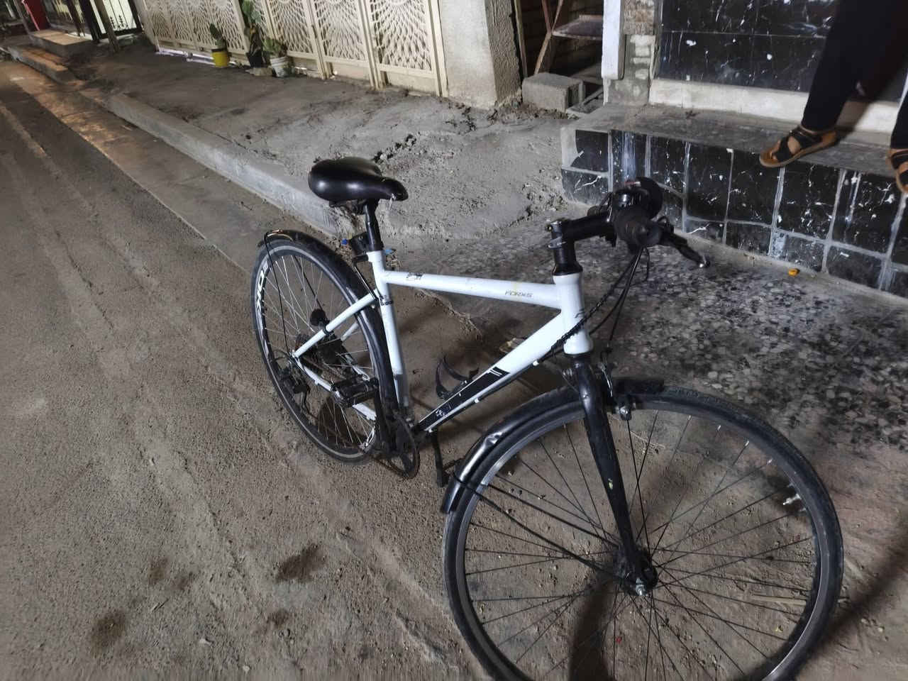 بايسكل c700 نضيف للبيع كامل گير ٦نمر بريكات امامي خلفي شغالة  المكينة ايضا نضيفة عنواني البياع المعالف 
السعر 120بي مجال بسيط
 للتواصل
***********واتساب
