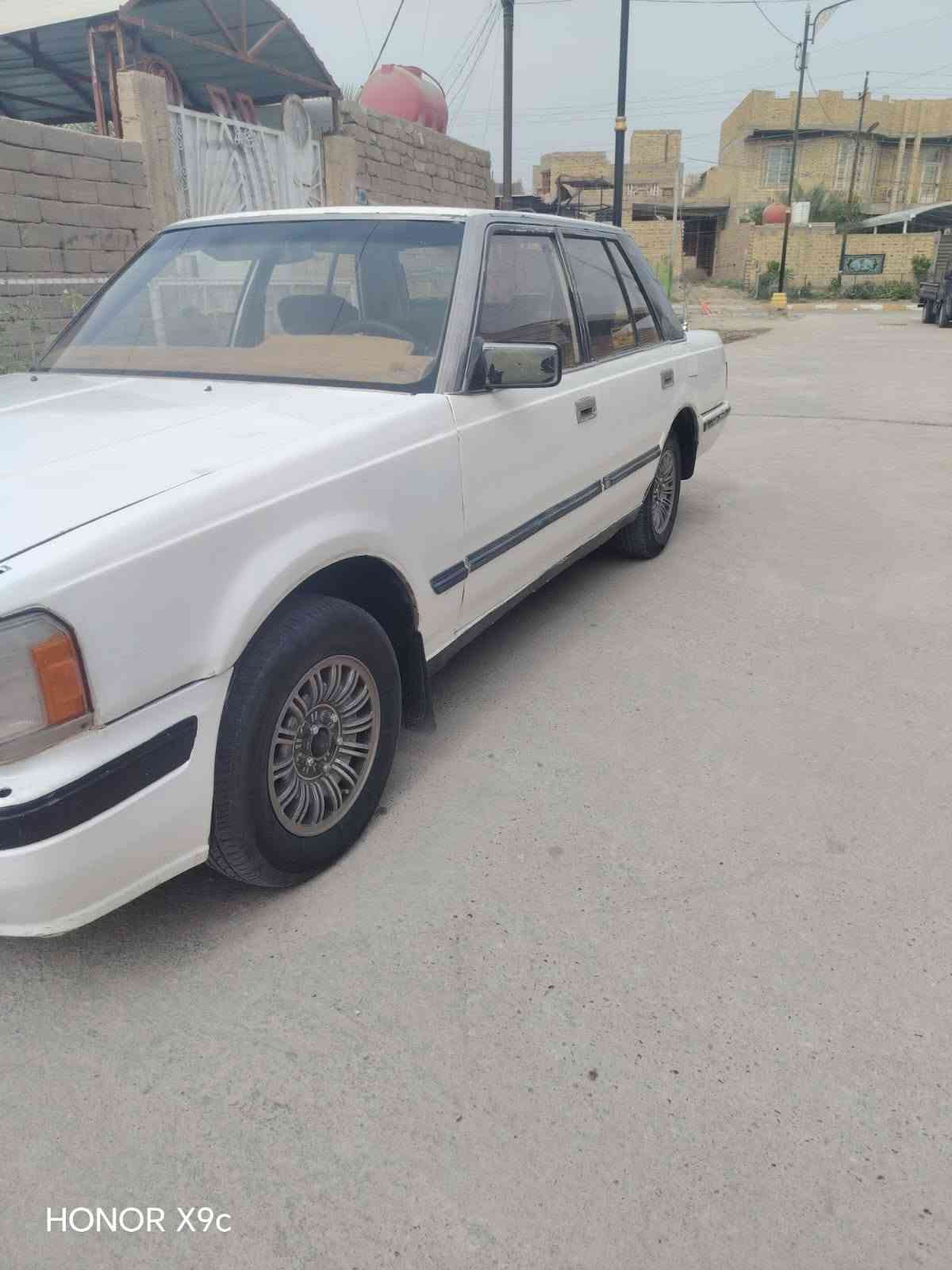 سلام عليكم سوبر مديل 85 سيارة جاهز مكينه و كير ثنين ونص شرط حدادية جديده تخم تاير جديد كهربايات كلهه شغاله مكفولة من الضربة ترايك وين مايعجبك رقم الماني مشروع وطني سيارة احله من الصور رقم *********** السعر 25 وبيهه مجال المكان  ناصرية سوك الشيوخ

نص مكتوب في الصور:
- HONOR X9c