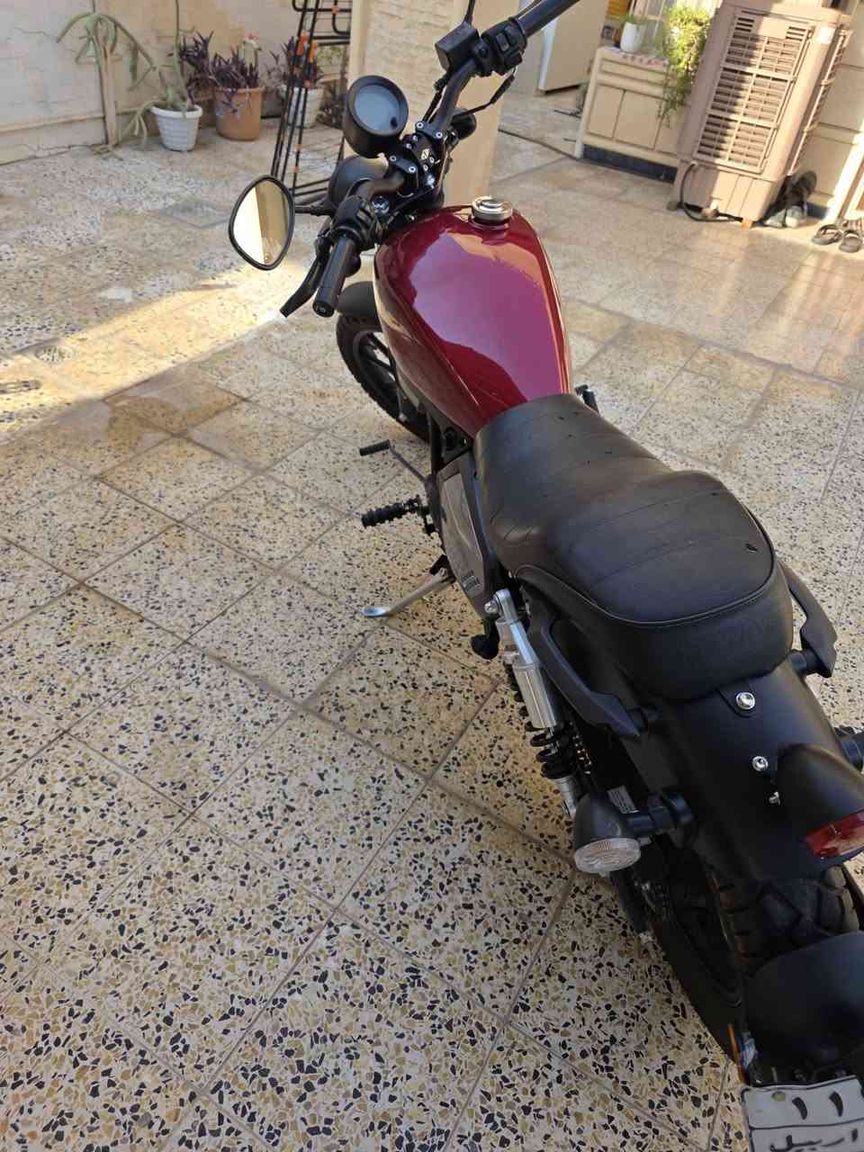 دراجة هارلي ايطالي 202 keeway K-Light (مرقم)
دراجة موديل 2025 نظيفة اخت الزيرو مرقمة، ماشيه 5836 كم (قابل للزيادة)

تحويل ثاني يوم وشوكت ميعجبك

دراجة استخدام للدوام والطلعات الونسة فقط ما متعوبه ولا راكضه ويا خيل الحمزة مثل ما واضح بالصور

محرك 200cc نظام تبريد زيت مناسب للسفر والمسافات الطويلة

بيها بطيخة حجر بيئة + نظام البريك دسكات + تانكي ١٢ لتر وبيها امكانيه تعديل غير متناهيه

التواصل والاستفسار على الرقم حصراً 
لا تعليقات ولا خاص

***********
