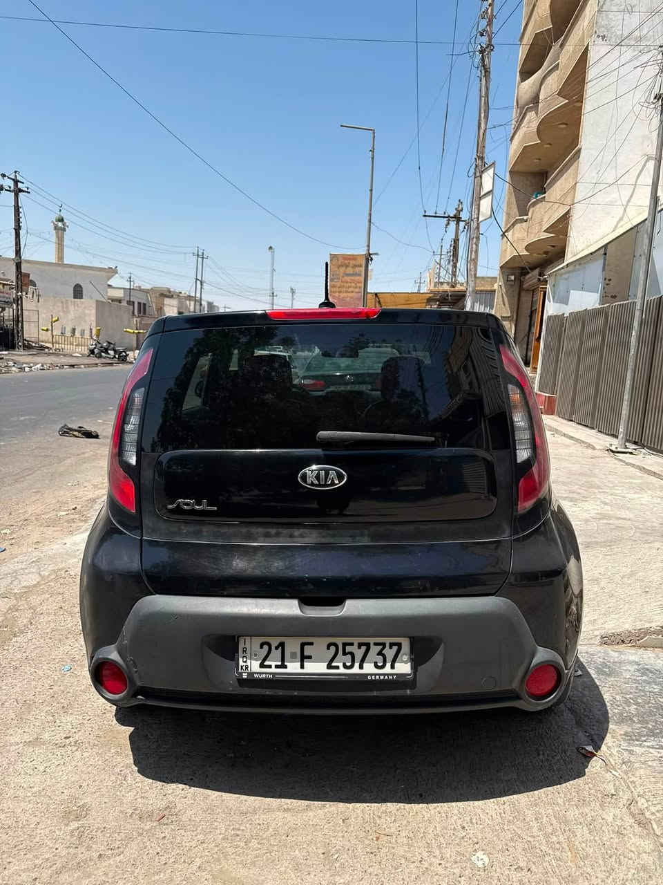 صول 2016 وارد امريكي
محرك 1600 كير مكينه مكفول بيها طخات بالباب الوره السايق يرجع ع بارد حادثها بامريكا بنيد وجاملغ ماشية 90 ميل سياره كامله مابيها نقص سعرها 80 
***********
