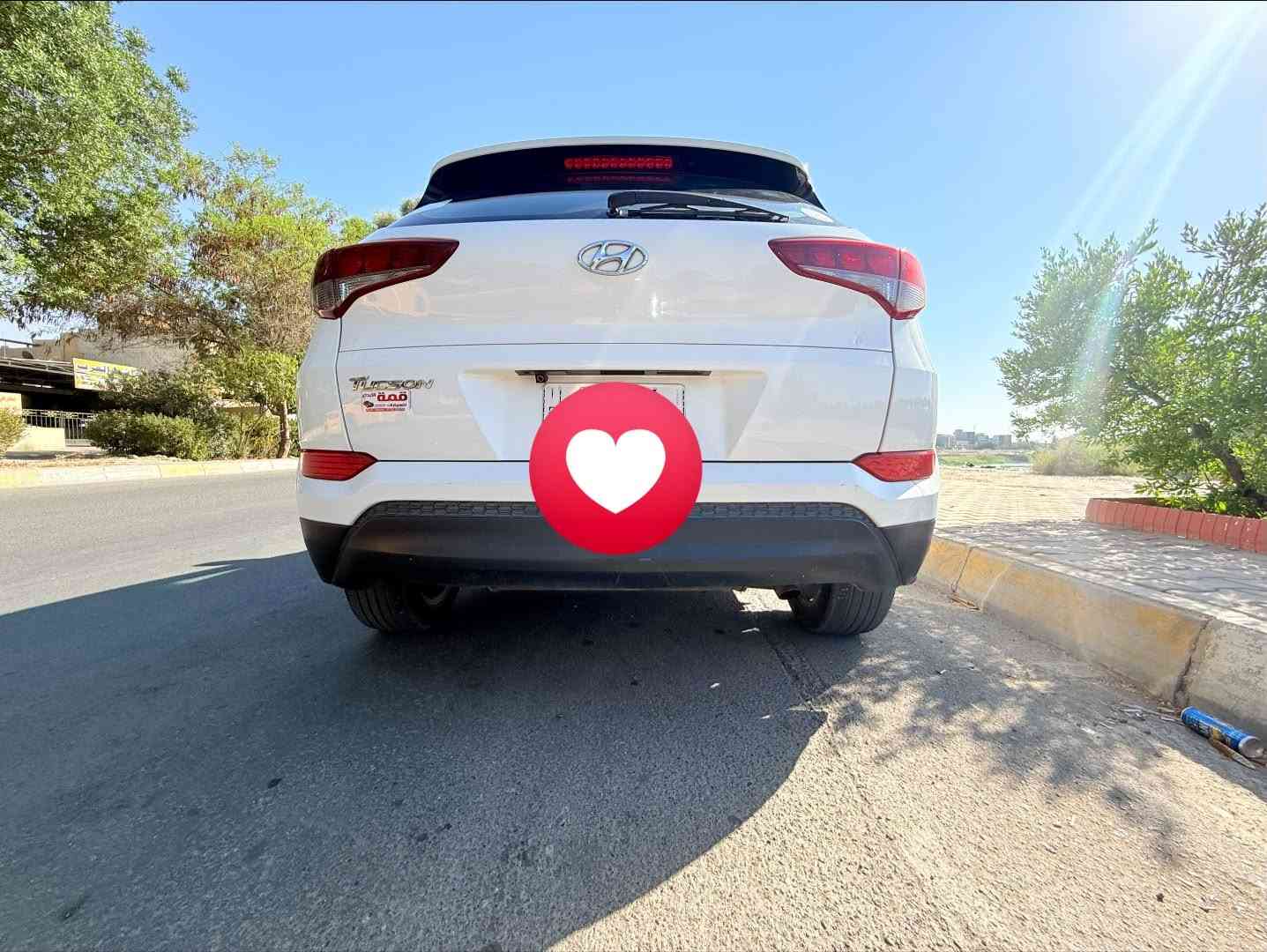 توسان رقم بغداد خليجي 
سيارة كلش حلوه ونظيفة
موديل 2016
سونار موجود 
تحويل مباشر 
السعر 150$ بيها مجال 
للأستفسار ‭***********‬
