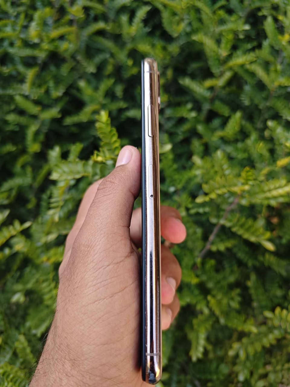 ايفون xs max   نظيف كلشي شغال 
ذاكرة 64 بطارية 76 اتعهد بيها ماتصرف شرط
فيس ايدي شغال 💙💙
نت +واي فاي + صوت استيريو 
يفيد للتصوير والفيديو كامرات كلش حلوة 💚
شاشة اصلية 3 خيارات💚
جهاز مابي لاظربة ولا فطر وسعره مناسب جدا💵
155 الف فقط
مكاني فلوجة او صقلاوية +متوفر توصيل لجميع المحافظات 
***********متوفر واتساب الفلوجة, الأنبار
