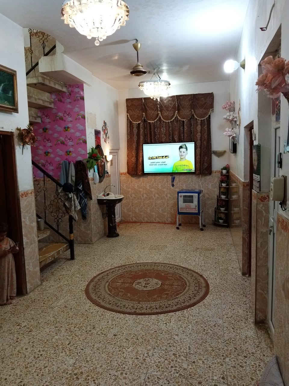 بيت للبيع 100م طابقين مربع 10*10 مقابل جامع اهل البيت رقم الهاتف ***********
