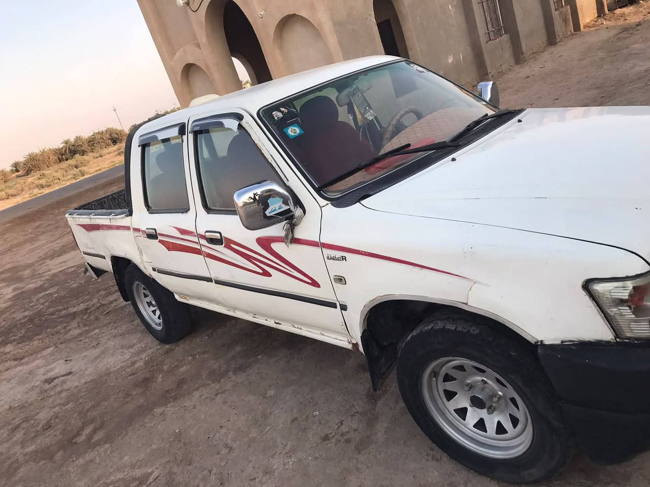 سلام عليكم سياره دير
2006مكفوله ڰير ومحركك وحداديه 
سنويه بسمي مجدده 31السعر 40وبيه مجال 

مكان سياره البصره سفان ***********
