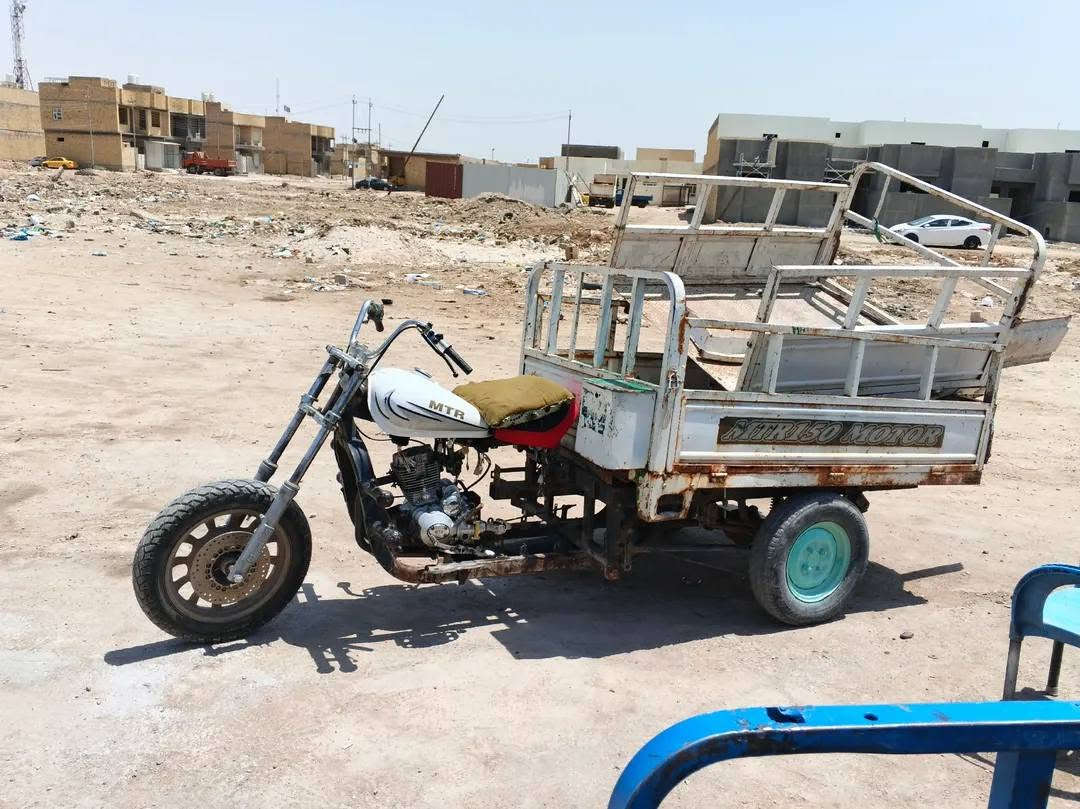 سلام عليكم ستوته امتيار لبيع وراق ستوته محركه خير من الله ليريه يتصل عله هذه الرقم ***********

نص مكتوب في الصور:
- العكرب الكاشع