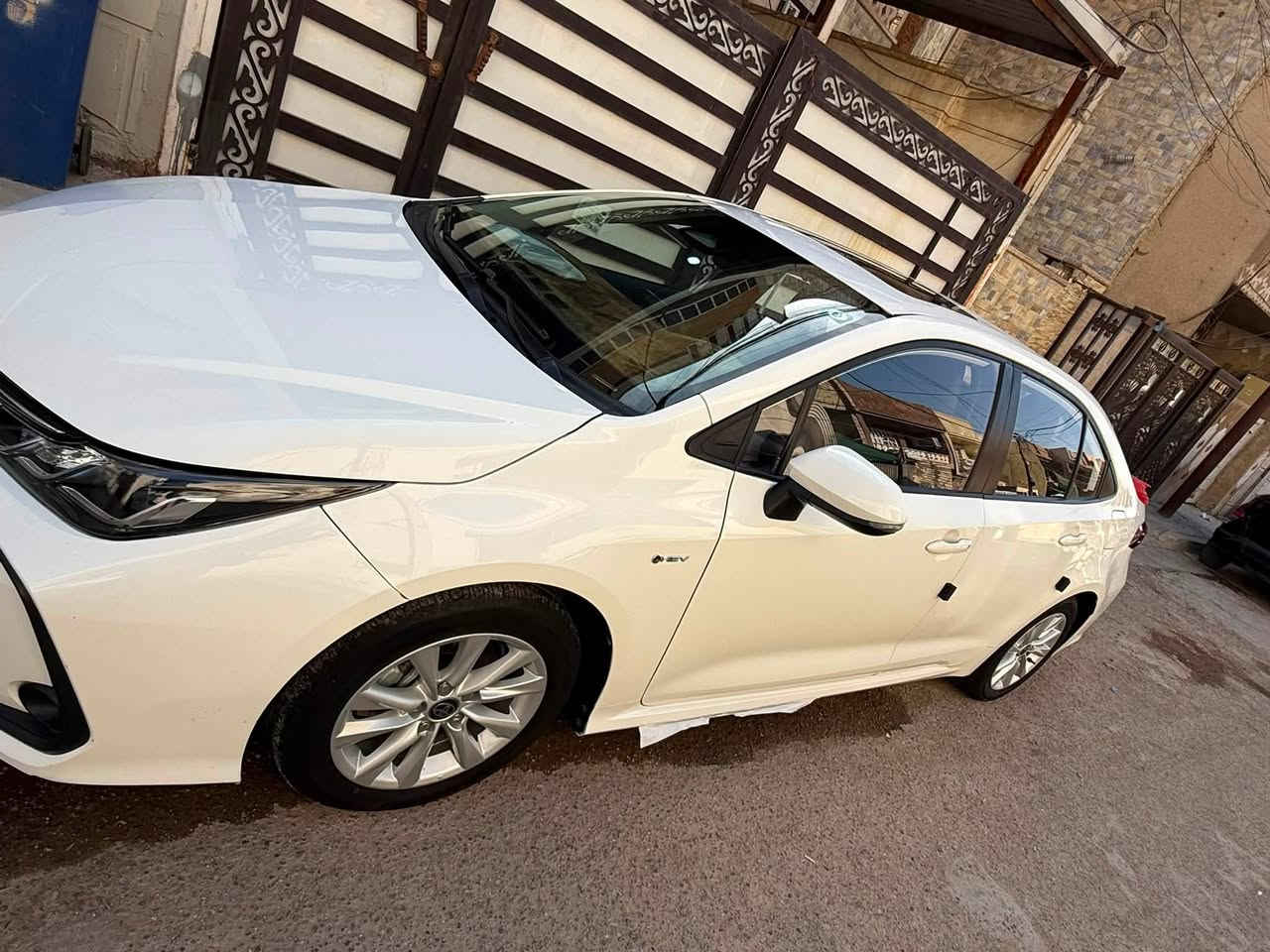 سلام عليكم كورلا 2025شكل الخليجي فول موصفات ماشيه 19الف مكفوله سعر 160وبيها مجال العنوان بغداد رقم ***********
