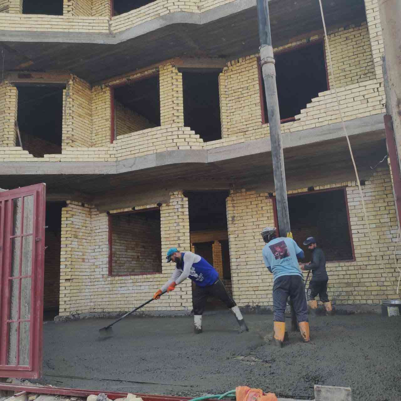 ‏ مستعدون لبناء البيوت وتسليم مفتاح بنظام القسط والنقد وحسب المواصفات
‏بناء هياكل 
‏بناء تسليم مفتاح 
‏صب السقوف 
‏ترميم 
‏تفليش البيوت القديمة 
‏تشطيب وحسب الطلب والمواصفات 

ملاحظه /مقدمه نصف المبلغ المتفق عليه والباقي كل شهر 500الف دينار 
‏للتواصل الاتصال أو واتساب 
‏***********
