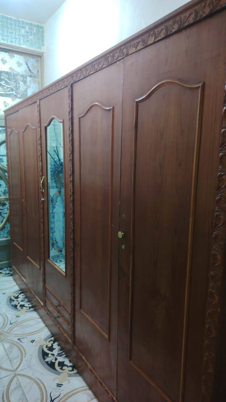 كنتور • ٥ باب • نظيف جدا