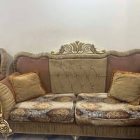 ١٠مقاعد • نضيف • ما بيه ضرر