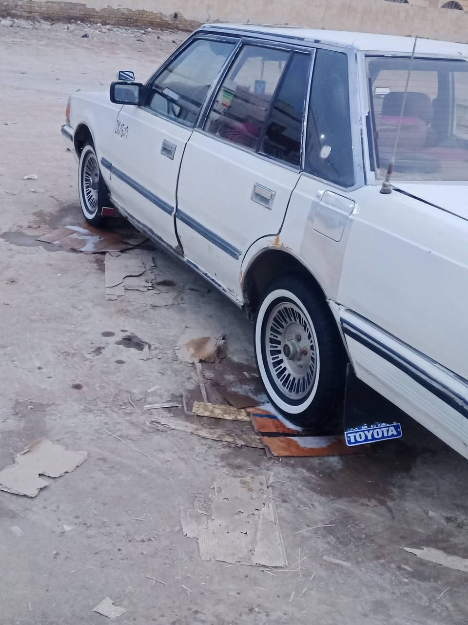 سلام عليكم  سوبر اللبيع مديل 85 محرك وكير جدد ثنين ونص تخم تايرجديد رقم نكليزي بسمي بفداد السعر 30وبيه مجال عنوان الشطره رقم الهاتف  ***********
