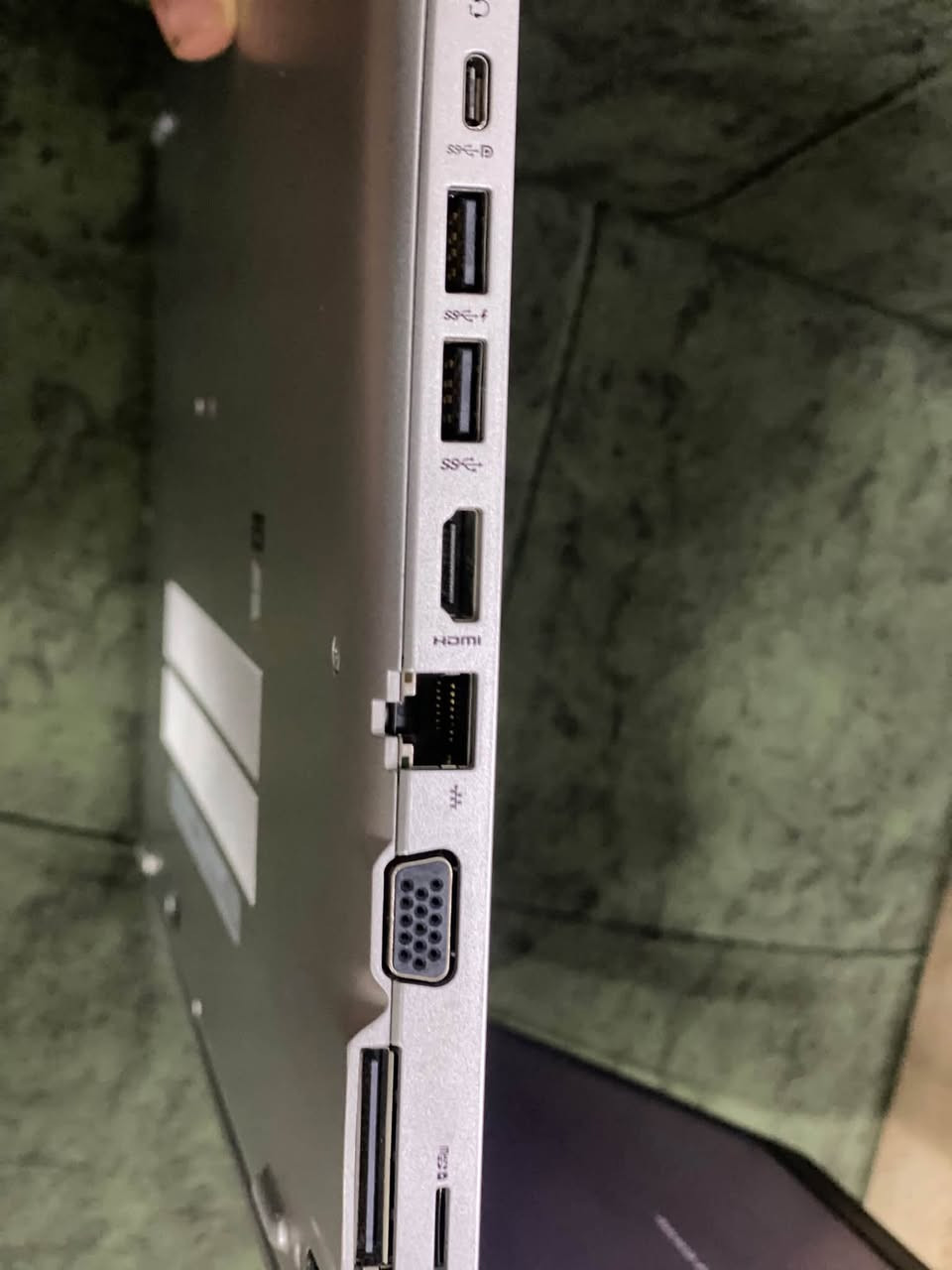HP ProBook 650 G5 • i7 الجيل الثامن • ٢٥٦GB SSD