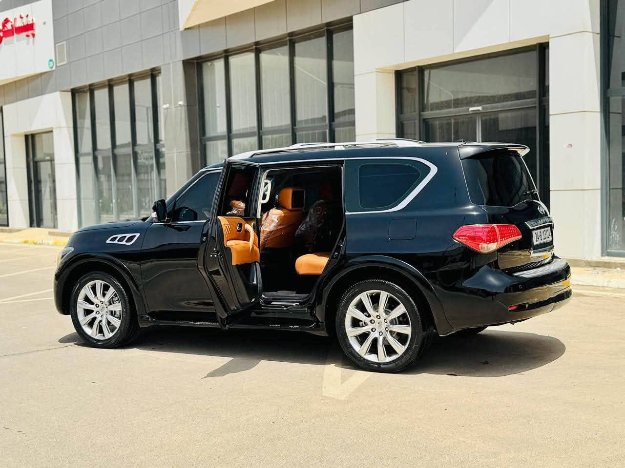 انفينيتي QX56 • محرك V8 • ٢٠١٢