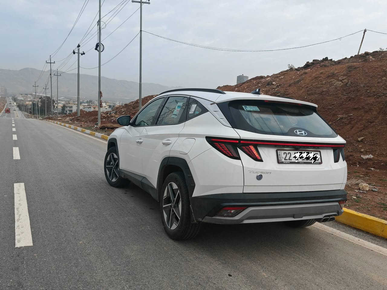 ماشية فقط 13500 كم قابل للتغير ضمان شركة الاولى بها
  ,
مواصفات
✅✅✅hyundai tucson 2025 توكسون ✅✅✅
—موصفات —
🔥🔥مقاعد تبريد🔥🔥
✅1- بصمة وتشغيل عن بعد
✅2- حساسات أمامية وخلفية
✅3- اوتو هولد
✅4- هاند بريك كهربائي (بصمة)
✅5- مساعد نزول منحدرات
✅6- شحن وايرلس
✅7- ABS
✅8- مرآه جانبية قابلة للطي
✅9- المقاعد الامامية كهربائية
✅10-شاشة 12.3 انج تدعم ابل كاربلي واندوريد اتو
✅11- نظام تبديل القيادة سبورت و نورمل و ايكو
✅12- لايتات دوارة لانارة اقوئ في الزوايا الميتة
✅13-كامرة خلفية دوارة
✅14-مثبت سرعة
✅15- اضائة نهارية LED
✅16-ستائر خلفية متحركة
✅17-ويل18
✅18 - صندوق كهرباء
✅- شكل بصمة جدید

للسعر ارسل رسالة الى واتس اب ***********
