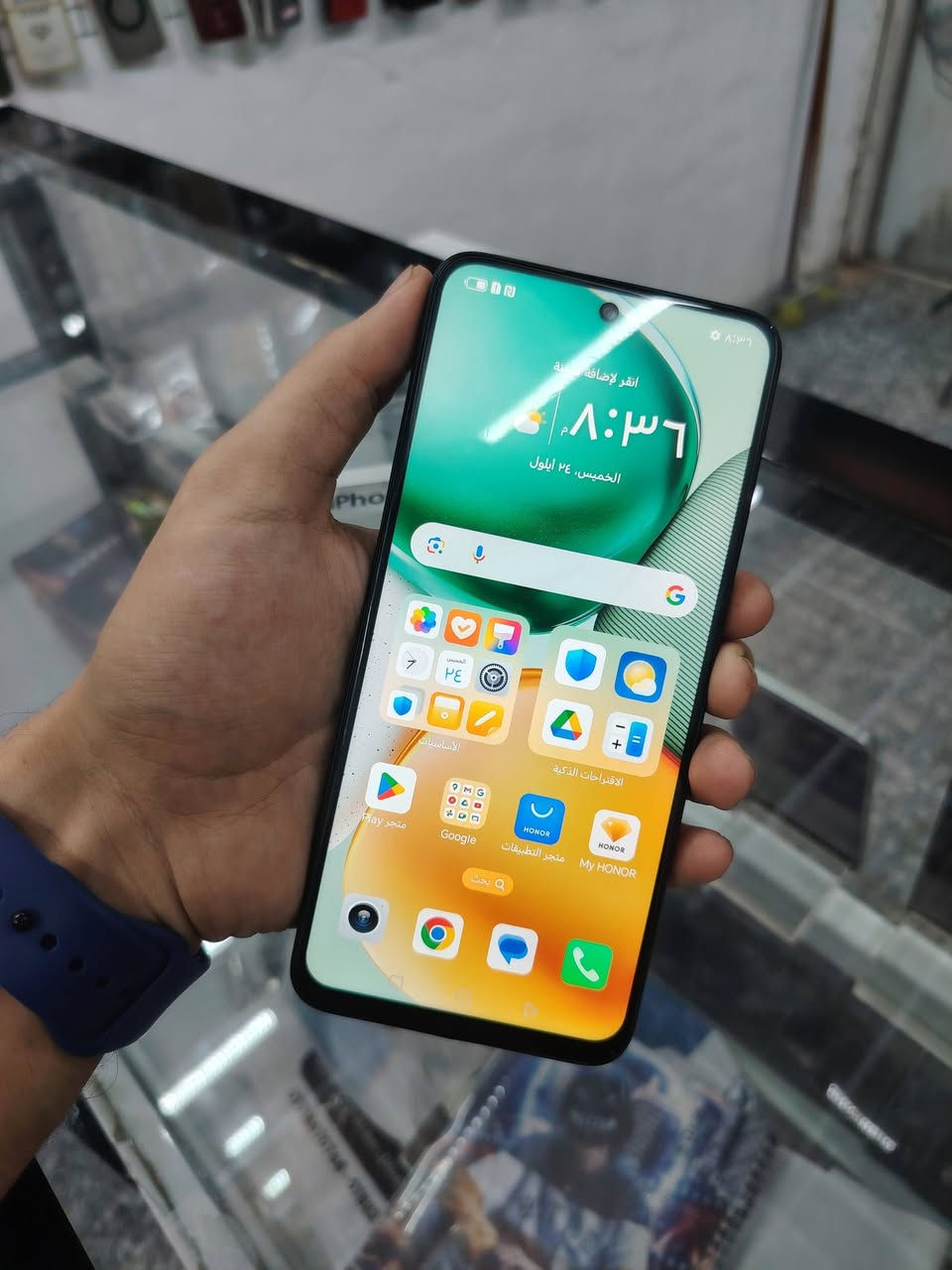 هونر x7c ذاكره 256 مستخدم نضيف بدون ملحقات السعر 200 شامل توصيل فقط بغداد مكاني بغداد جسر ديالئ القديم شراي راسلني ***********
